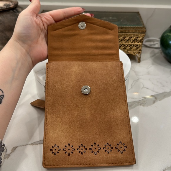 Se Osto - Perforated Leather Clutch/Pouch Bag, Missing Strap - Picture 11 of 17